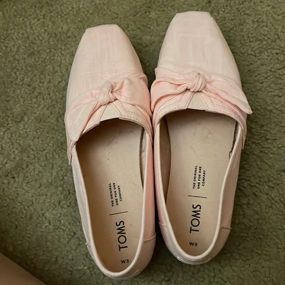 Toms Shoes Toms With Bow Poshmark